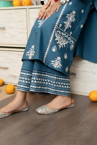 URGE - 3PC LAWN EMBROIDERED SHIRT WITH MANAAR PRINTED DUPATTA AND EMBROIDERED TROUSER - HZG1596