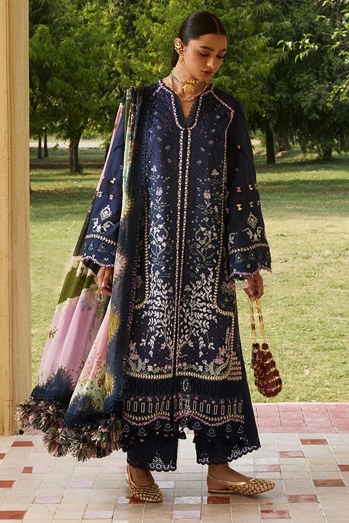 SUFFUSE - 3PC LAWN CHIKANKAARI EMBROIDERED SHIRT WITH CHIFFON PRINTED DUPATTA AND TROUSER - HZG2689