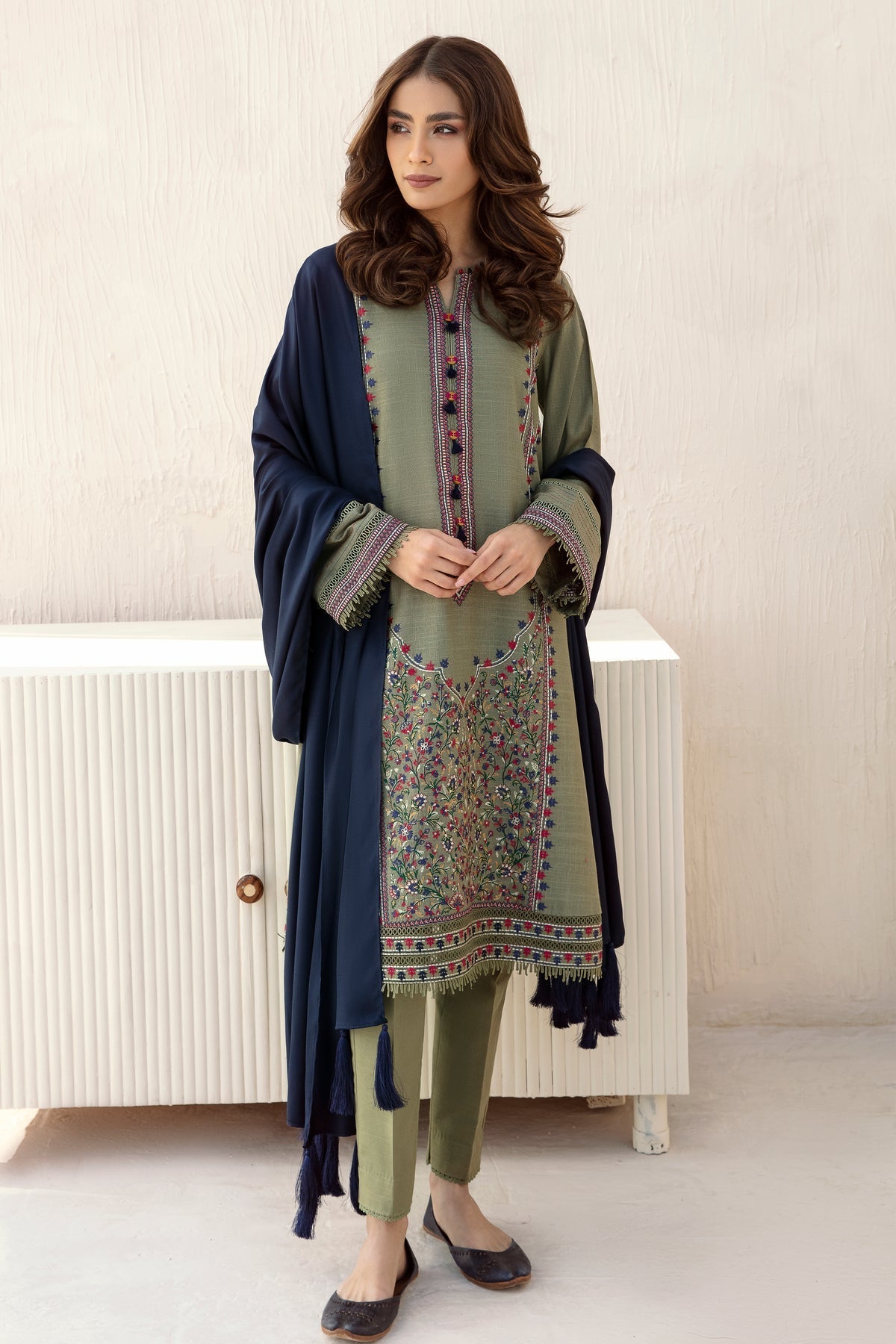 JAZMIN - 3PC SLUB DHANAK EMBROIDERED SHIRT WITH DHANAK SHAWL AND TROUSER - HZ1291