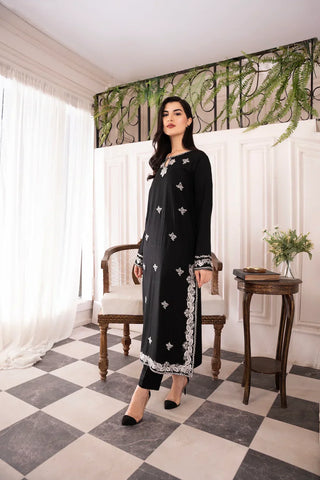 BATIK - 3PC LAWN EMBROIDERED SHIRT WITH CHIFFON DUPATTA AND TROUSER - HZG2081