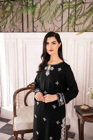 BATIK - 3PC LAWN EMBROIDERED SHIRT WITH CHIFFON DUPATTA AND TROUSER - HZG2081