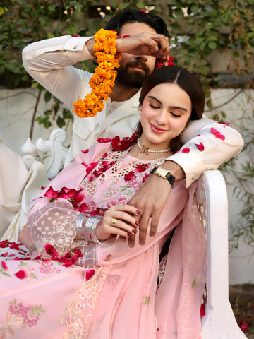 MAHNUR - 3PC LAWN EMBROIDERED SHIRT WITH MANAAR EMBROIDERED DUPATTA AND TROUSER - HZG2175