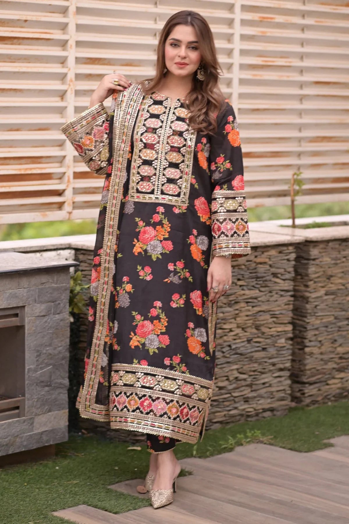 BAROQUE - 3PC SHAMOZE SILK PRINTED EMBROIDERED SHIRT WITH SILK PRINTED EMBROIDERED DUPATTA AND TROUSER - HZU2498