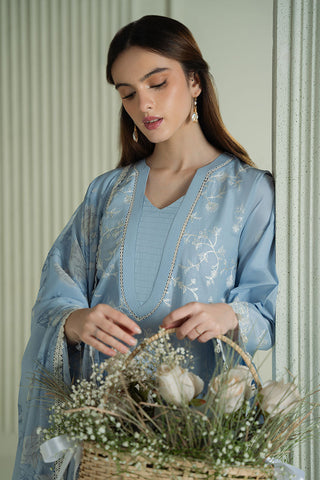 CROSS STITCH - 3PC LAWN EMBROIDERED SHIRT WITH CHIFFON PRINTED DUPATTA AND TROUSER - HZG2096