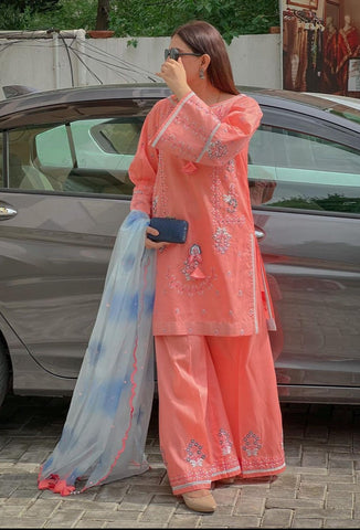 MAIRA ZUNNORAIN - 3PC LAWN EMBROIDERED SHIRT WITH MANAAR PRINTED DUPPATA AND TROUSER - HZG1173